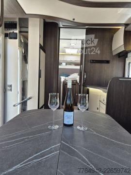 Camping-car semi-intégré Benimar Tessoro T468 hochwertige Cocoon Ausführung