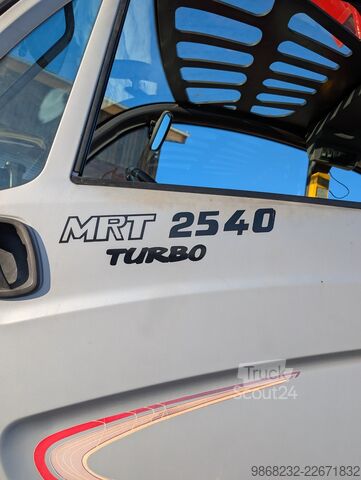 телескопичен товарач Manitou MRT 2540 Turbo Privilege E3