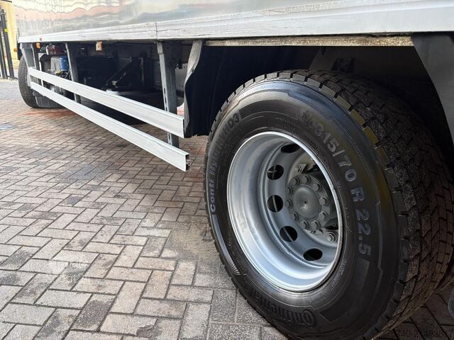 Transporte refrigerado/congelado Mercedes-Benz AXOR 1829 + MANUAL + EURO 5 + LIFT + CARRIER