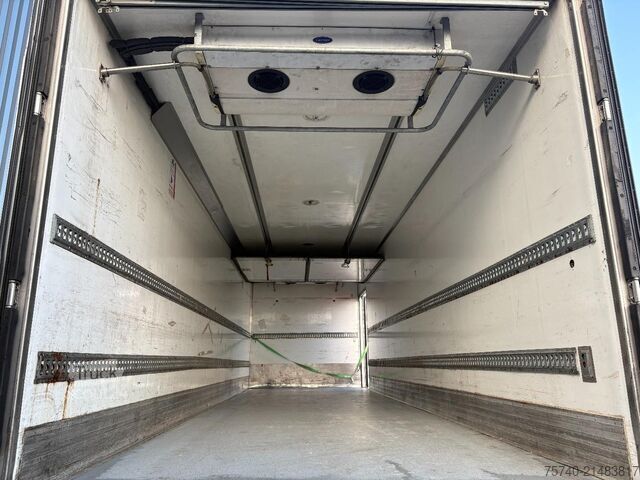 Transporte refrigerado/congelado Mercedes-Benz AXOR 1829 + MANUAL + EURO 5 + LIFT + CARRIER