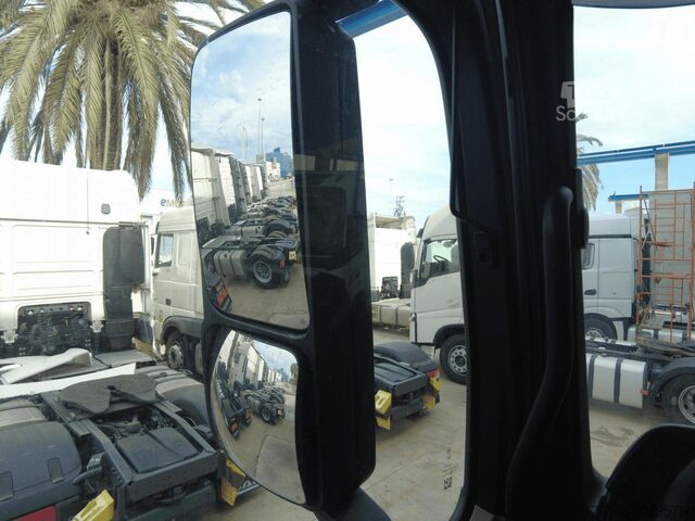 стандартный тракторный агрегат MERCEDES-BENZ Actros 5 1845 BigSpace