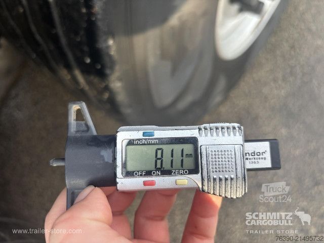 Semi-reboque aberto com lona Schmitz Cargobull Semitrailer Curtainsider Standard