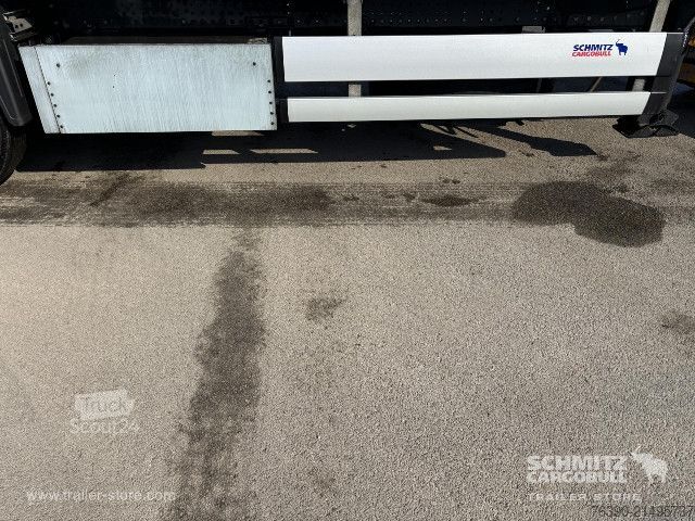 Semi-reboque aberto com lona Schmitz Cargobull Semitrailer Curtainsider Standard