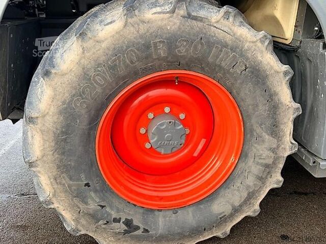 Силажокомбайн CLAAS Jaguar 980