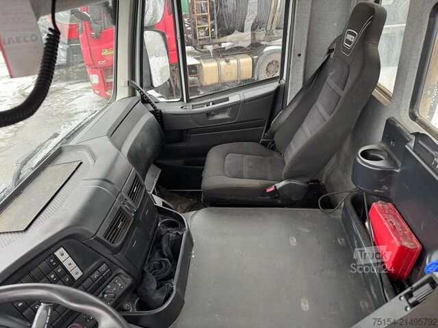 Грузовик специального назначения Iveco Traxxas 450 LoF