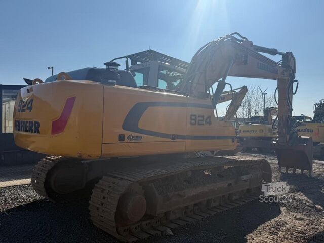 Chain excavator Liebherr R924LC / LikufixSW48