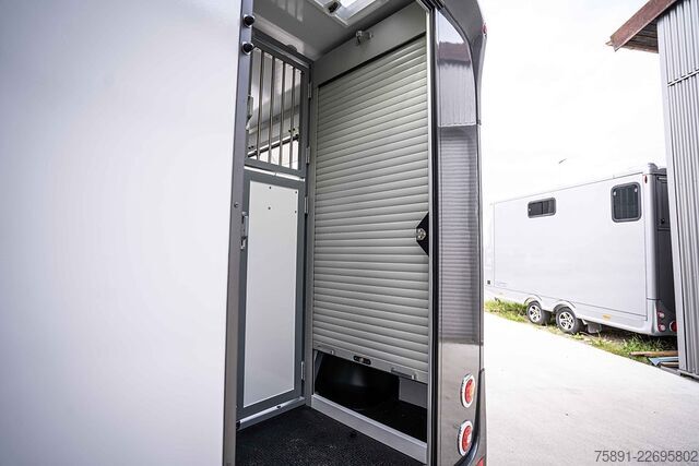 Veetransporter Mercedes-Benz Sprinter 317 Pferdetransporter Hengst