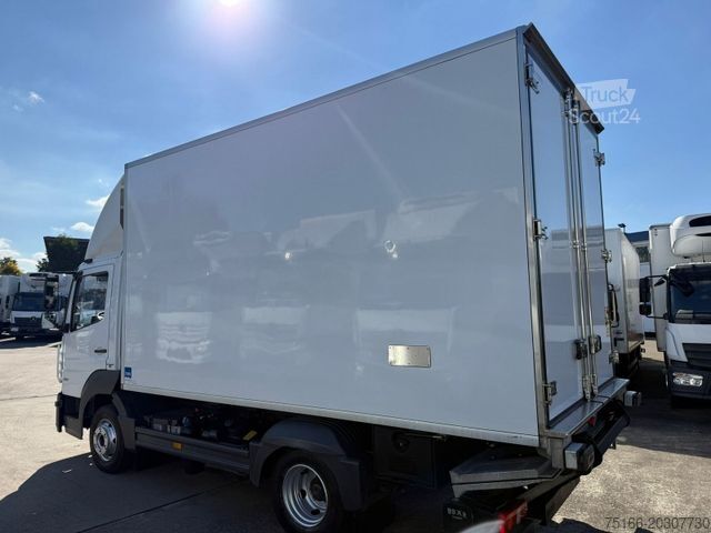 Kylskåpsbil MERCEDES-BENZ ATEGO 818L Kühlk.4,3m LBW 1T*ROHRBAHN*THERMOKING