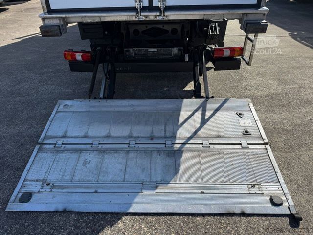 Kylskåpsbil MERCEDES-BENZ ATEGO 818L Kühlk.4,3m LBW 1T*ROHRBAHN*THERMOKING