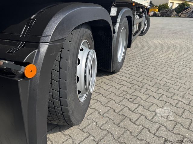 Šaldytuvas sunkvežimis MERCEDES-BENZ 2540 LL 6x2/4 Heizung Klima LBW 2t AHK Bett