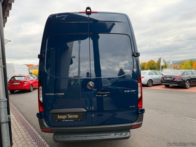 Kombi z visokim stropom MERCEDES-BENZ Sprinter 319 CDI 4x4 4325 LED Navi