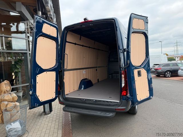 Kombi z visokim stropom MERCEDES-BENZ Sprinter 319 CDI 4x4 4325 LED Navi