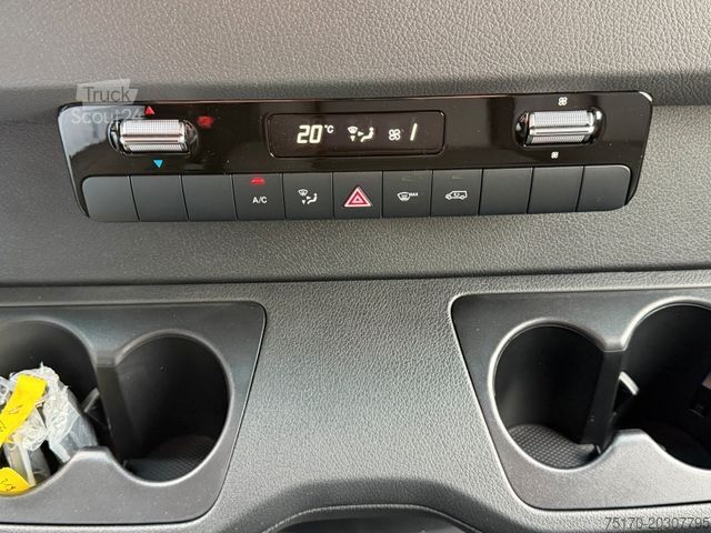 Kombi z visokim stropom MERCEDES-BENZ Sprinter 319 CDI 4x4 4325 LED Navi