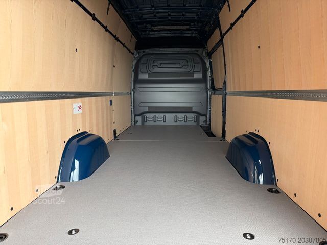 Kastenwagen hoch MERCEDES-BENZ Sprinter 319 CDI 4x4 4325 LED Navi