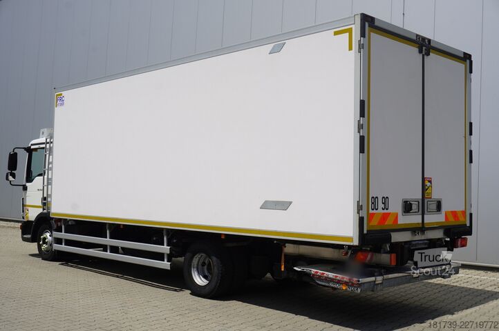 Refrižeratoru kravas automašīna MAN TGL 12.250 / Lamberet 17 EPAL refrigerat