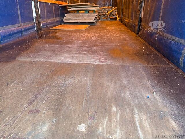 Bīdāmie tentiņi Krone Curtainsider / Planenauflieger