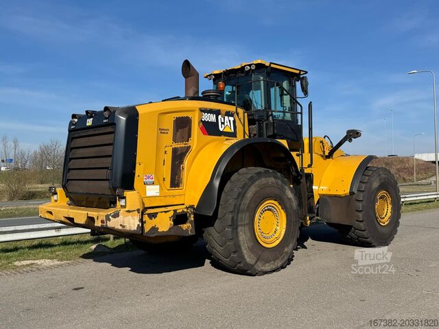 Carregadora de rodas Caterpillar 980M