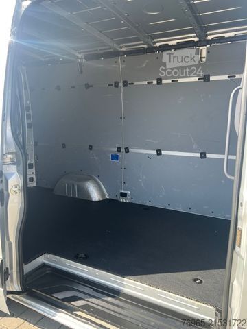 Komercijalno vozilo sa visokim krovom MERCEDES-BENZ Sprinter 315 9G-TR HOCH+LANG KLIMA 3-SITZ KAMERA