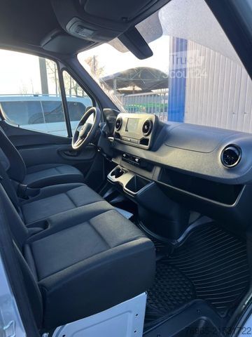 Komercijalno vozilo sa visokim krovom MERCEDES-BENZ Sprinter 315 9G-TR HOCH+LANG KLIMA 3-SITZ KAMERA