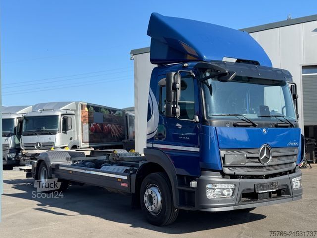 Camion porte-caisses amovibles MERCEDES-BENZ ATEGO 1530 L / AHK / KAMERA / LBW !