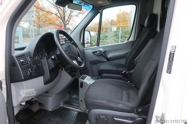 Brandbil MERCEDES-BENZ Sprinter II 519 CDI / RTW / Klima / Automatik