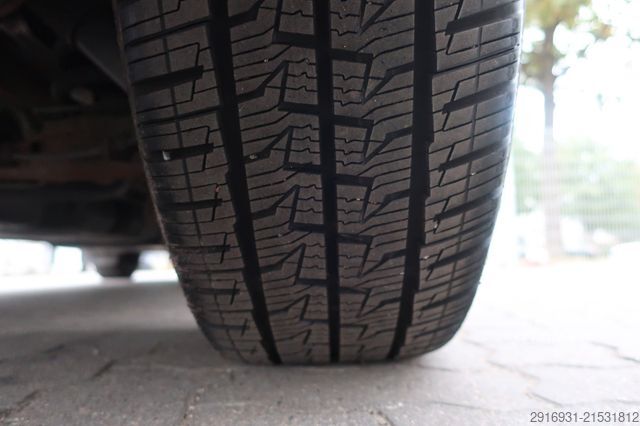 Feuerwehrfahrzeug VOLKSWAGEN T6 KTW Hochdach lang 1. Hand/ SHZ / Fzg. Nr:A1