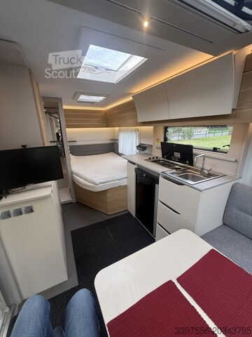 Wohnwagen Adria Adora 472 UP