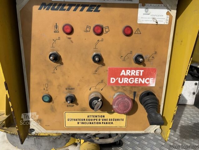 Dobozos furgon Nissan Cabstar Multitel MT222 - 22m, 200kg