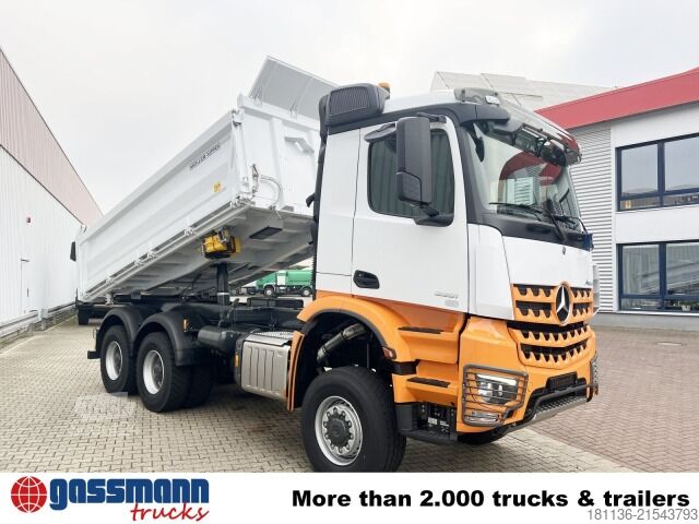 Ανατρεπόμενο φορτηγό Mercedes-Benz Arocs 3351 AK 6x6, Grounder