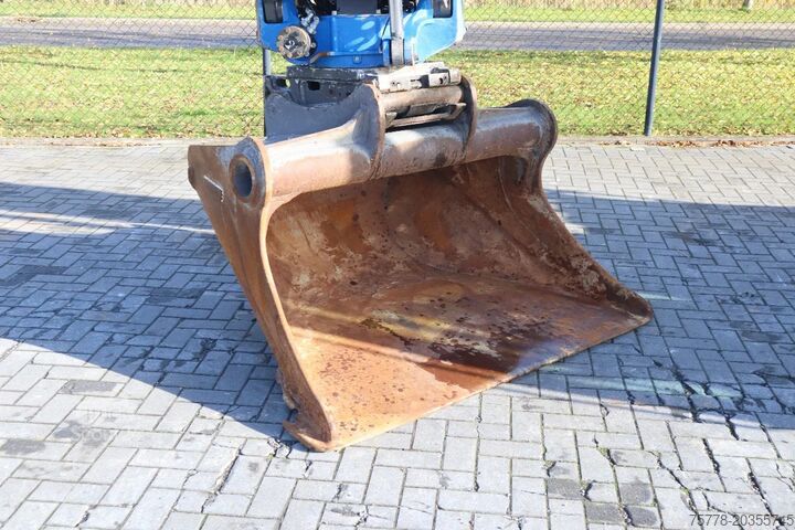 Rupsgraafmachine Volvo EC200EL | EC 200 EL | TILT ROTATOR | 3D GPS | B...