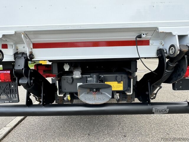 Autocarro con cassone LBW Mercedes-Benz Atego 1227L Koffer 8m LBW Klima Diff. Sp