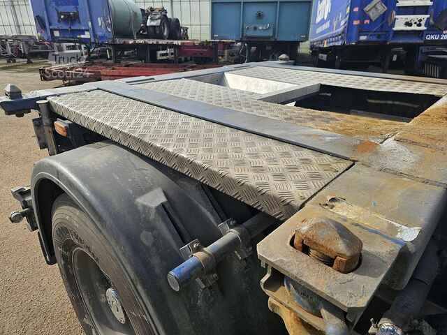 Transport av containere Van Hool 30 foot container chassis | tank container tran...