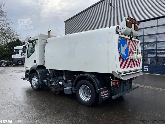 Yol süpürme aracı DAF FA 55 LF 160 Bucher Eurofant 50 Just 154.678 km!