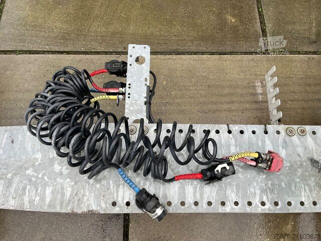 Transport av containere WEB TRAILER ZA 18