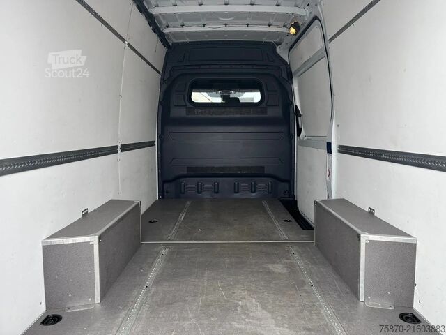 Ploščati dostavnik Mercedes-Benz Sprinter 317 CDI L2H2