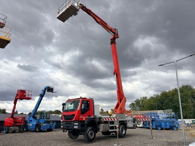 Vrachtwagen met bakwagen Iveco Trakker 4X4 Multitel MJ375- 37,5m, 500 k