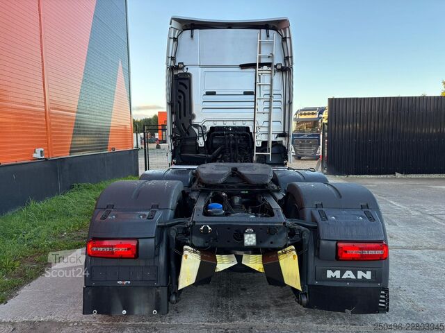 Trator standard MAN TGX 28.500 6x2 XXL CAB / INTARDER / DOUBLE BOGIE