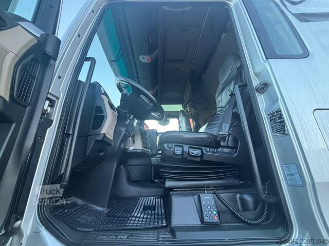 Trator standard MAN TGX 28.500 6x2 XXL CAB / INTARDER / DOUBLE BOGIE