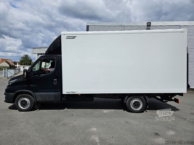 Μεταφορέας με βαλίτσα Iveco 35 S 18