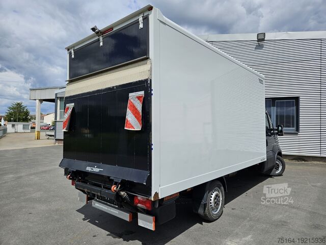 Μεταφορέας με βαλίτσα Iveco 35 S 18