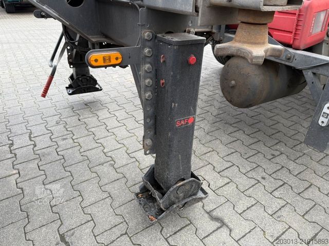 Swap body semitrailer BROSHUIS MFCC-HD Wechsel Containerchassis Ausziehbar ADR