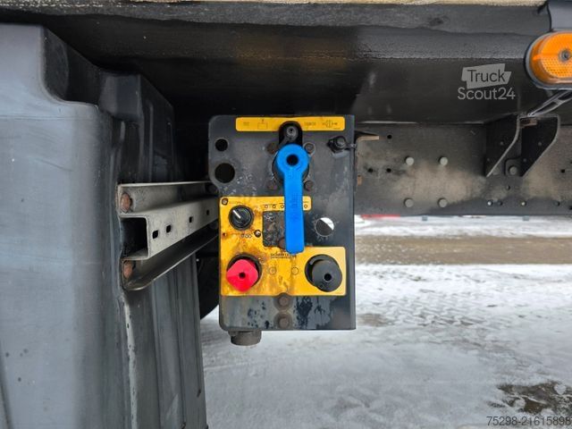 Reefer semitrailer SCHMITZ CARGOBULL SKO 18/L - 13.4 FP 60 COOL / Thermo King