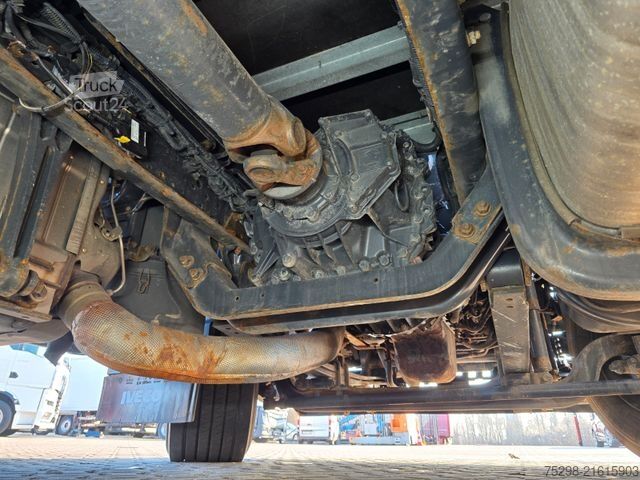 Valníkový nákladní automobil s plachtou IVECO Stralis 400 / Lenkachse / Liftachse / STERZANTE