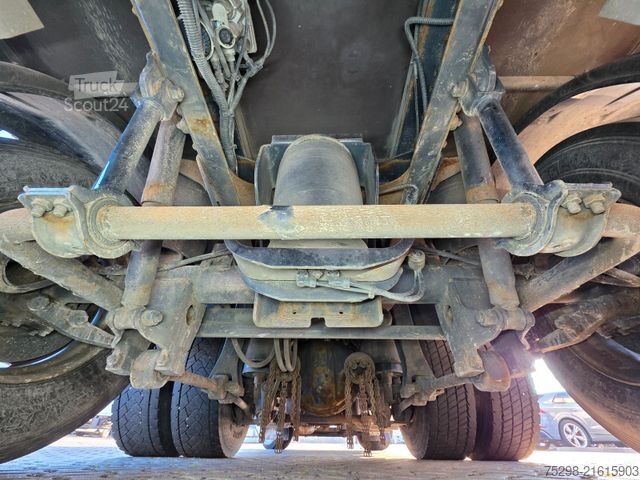 Valníkový nákladní automobil s plachtou IVECO Stralis 400 / Lenkachse / Liftachse / STERZANTE