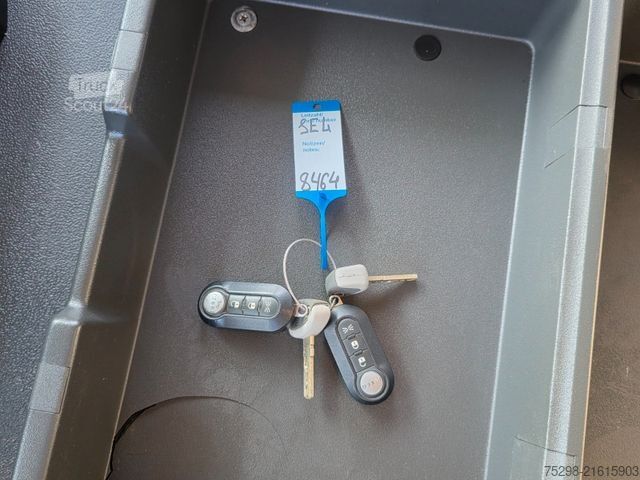 Valníkový nákladní automobil s plachtou IVECO Stralis 400 / Lenkachse / Liftachse / STERZANTE