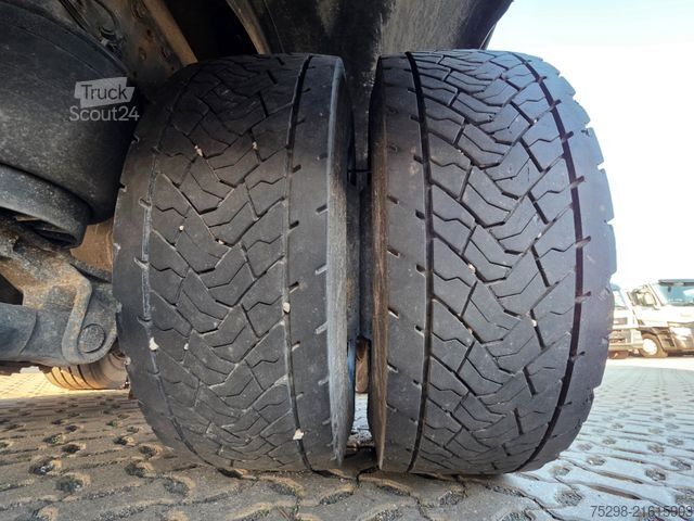 Valníkový nákladní automobil s plachtou IVECO Stralis 400 / Lenkachse / Liftachse / STERZANTE