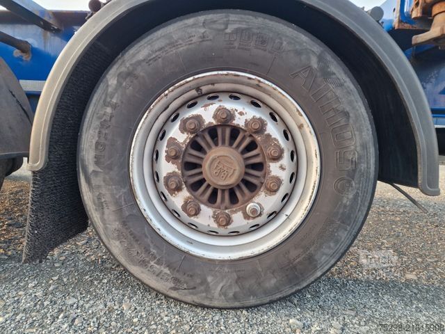 Swap body semitrailer KRONE SD / Liftachse