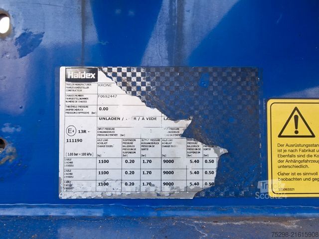 Swap body semitrailer KRONE SD / Liftachse