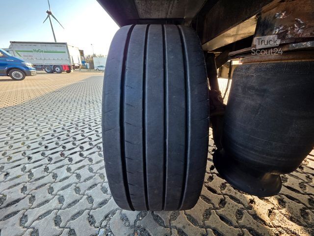 Reefer semitrailer KRONE SD/Trennwand/Doppelverd./ Doppelst./ATP/TIR