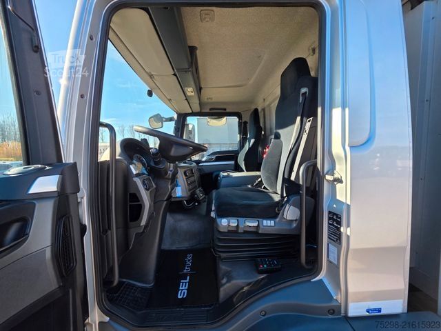 Refrigerated truck MAN TGM 18.340 4x2 LL / Ldbw / Carrier Supra 1250Mt